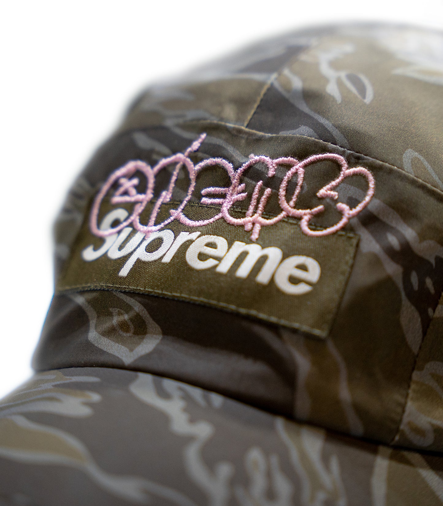 S̷u̷p̷r̷e̷m̷e̷ Enemy of the State Reflective 3M Material Hat